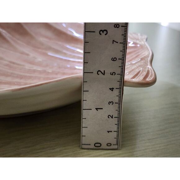 DISH-AMERICAN ATELIER-"By The Sea"-Pink-Shell Shaped-Oven-Dishwasher-Microwave - Picture 10 of 10